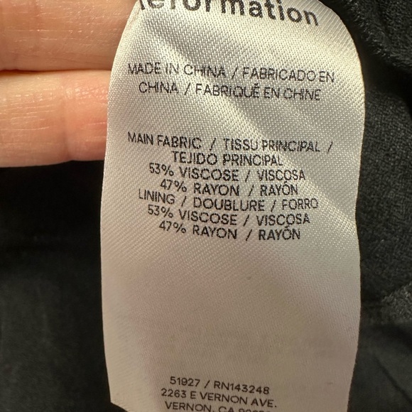 NWT Reformation Saskia Dress Black Size 6 SOLD OUT - Picture 7 of 8